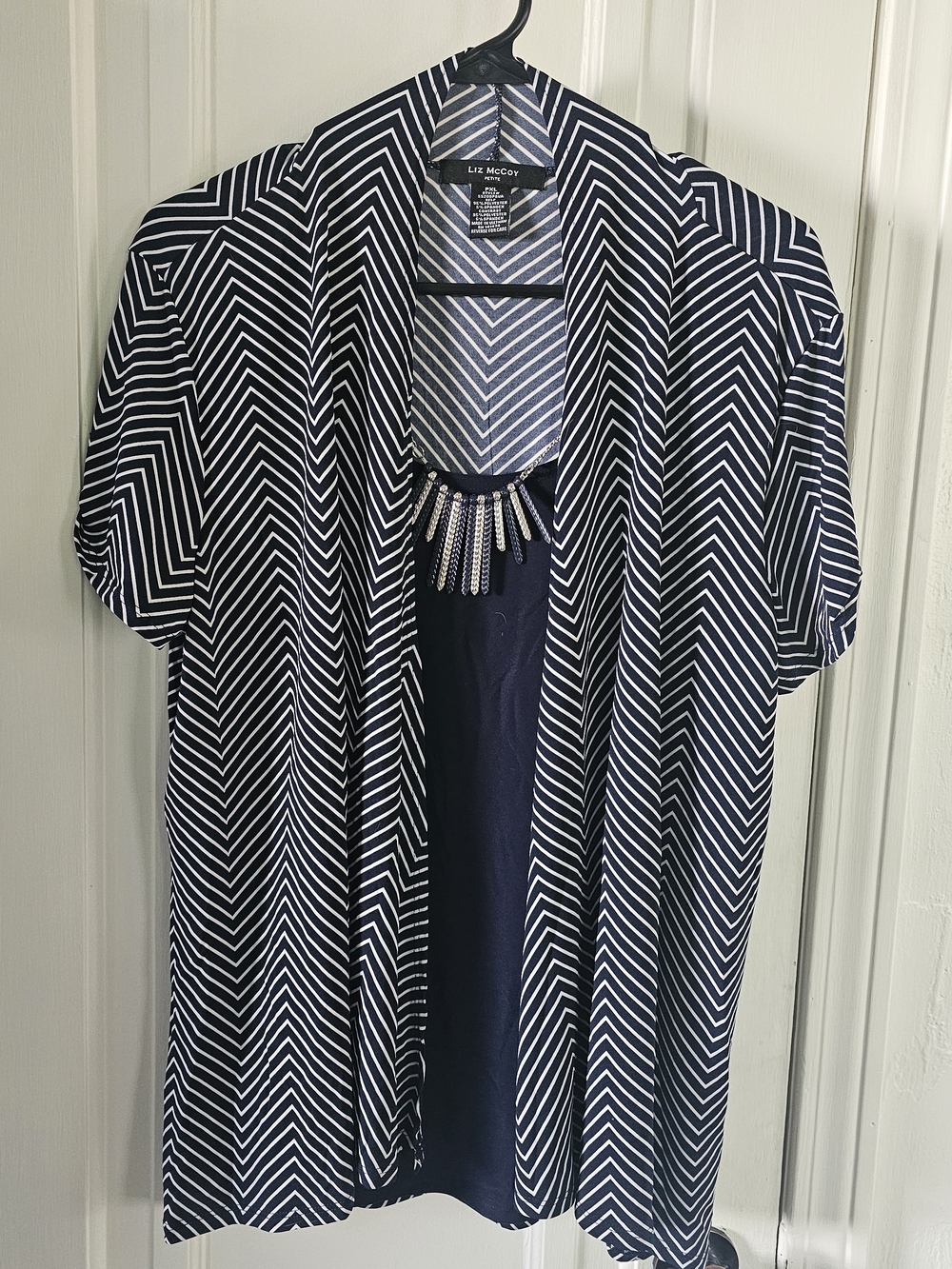 Liz McCoy Navy and White Chevron Open Cardigan With Attched/removable Necklaces